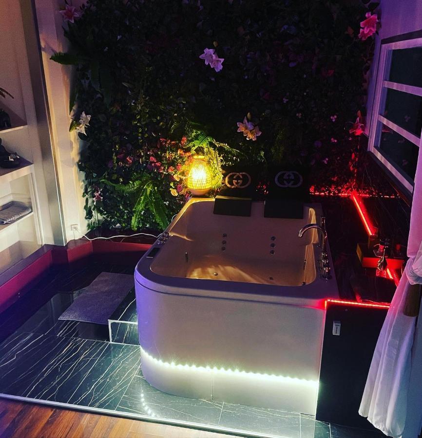 파리 Jacuzzi 9Em 아파트 외부 사진